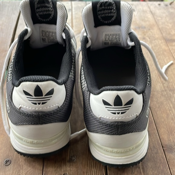 Like new Adidas ZX750 US size 6 (see description) - Picture 6 of 6
